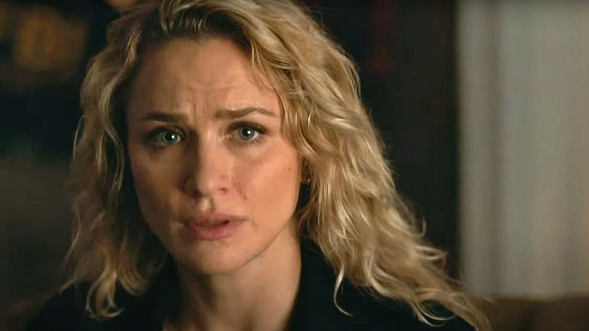 Shantel VanSanten as Nina shown in the series (Image via Amazon Prime Video)