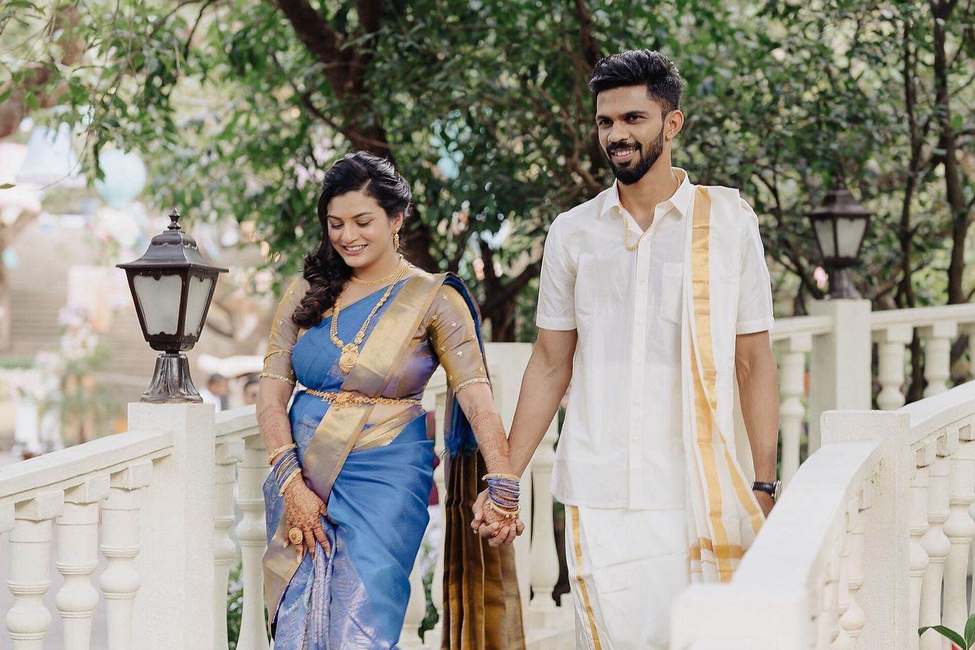  Ruturaj Gaikwad with wife Utkarsha Pawar (Image via Instagram-@ruutu.131)