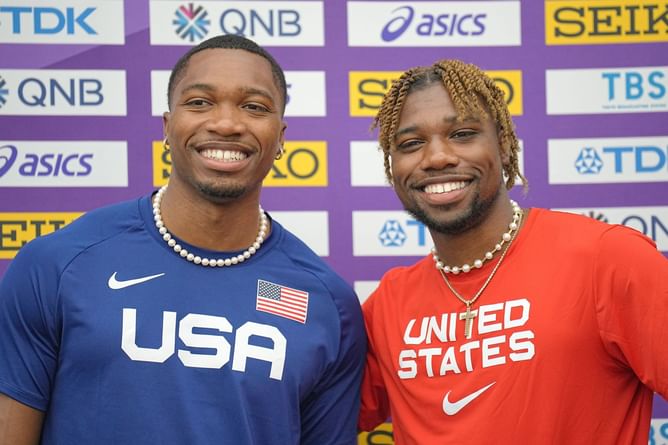 Noah Lyles and his brother Josephus enjoy fun karaoke night as they sing 'Smoking Out the Window'