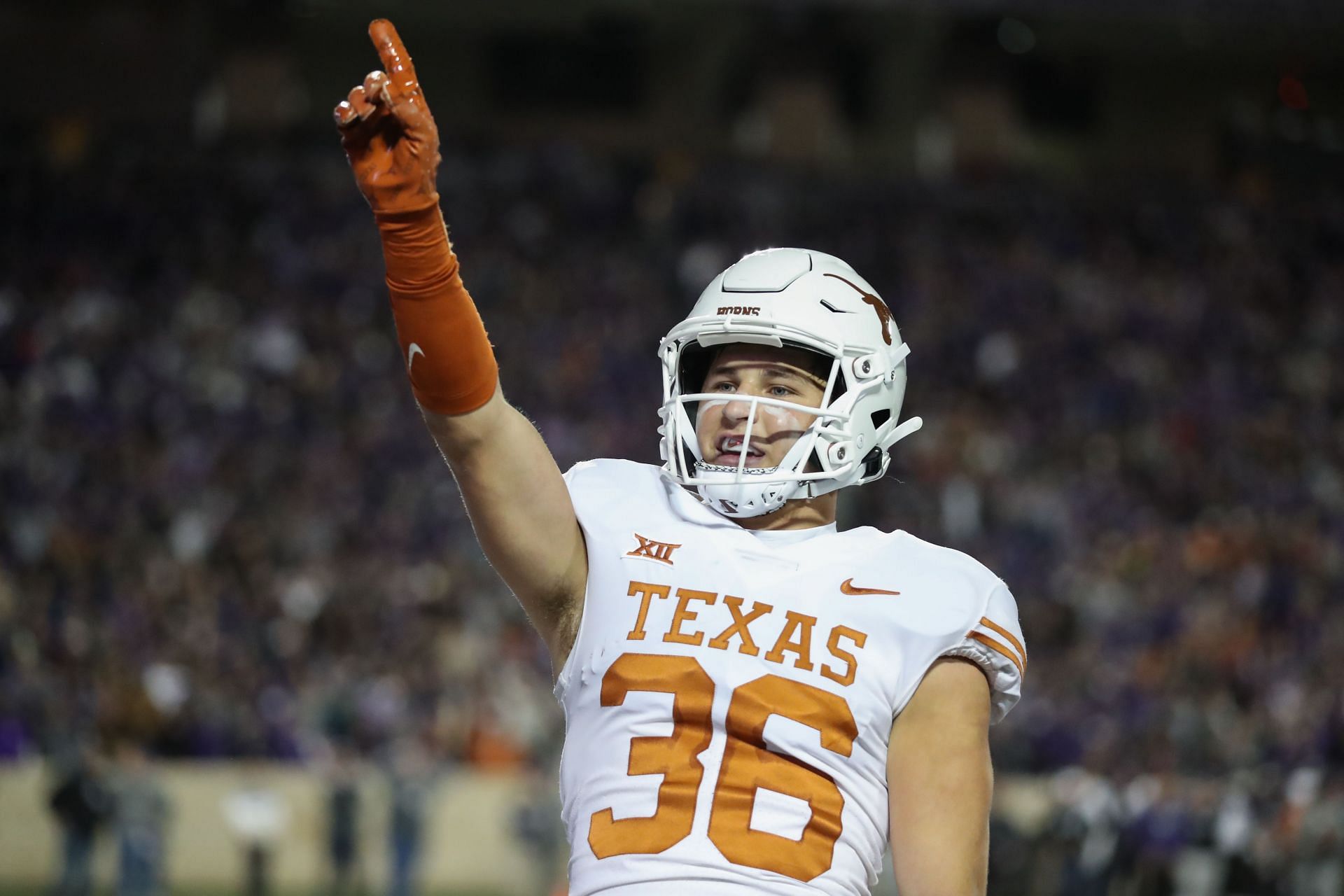 COLLEGE FOOTBALL: NOV 05 Texas at Kansas State - Source: Getty