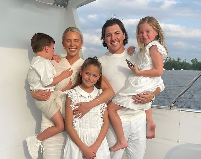 T.J. Oshie&rsquo;s wife, Lauren plans a surprise for their daughters (Credit: IG @lauren.oshie)