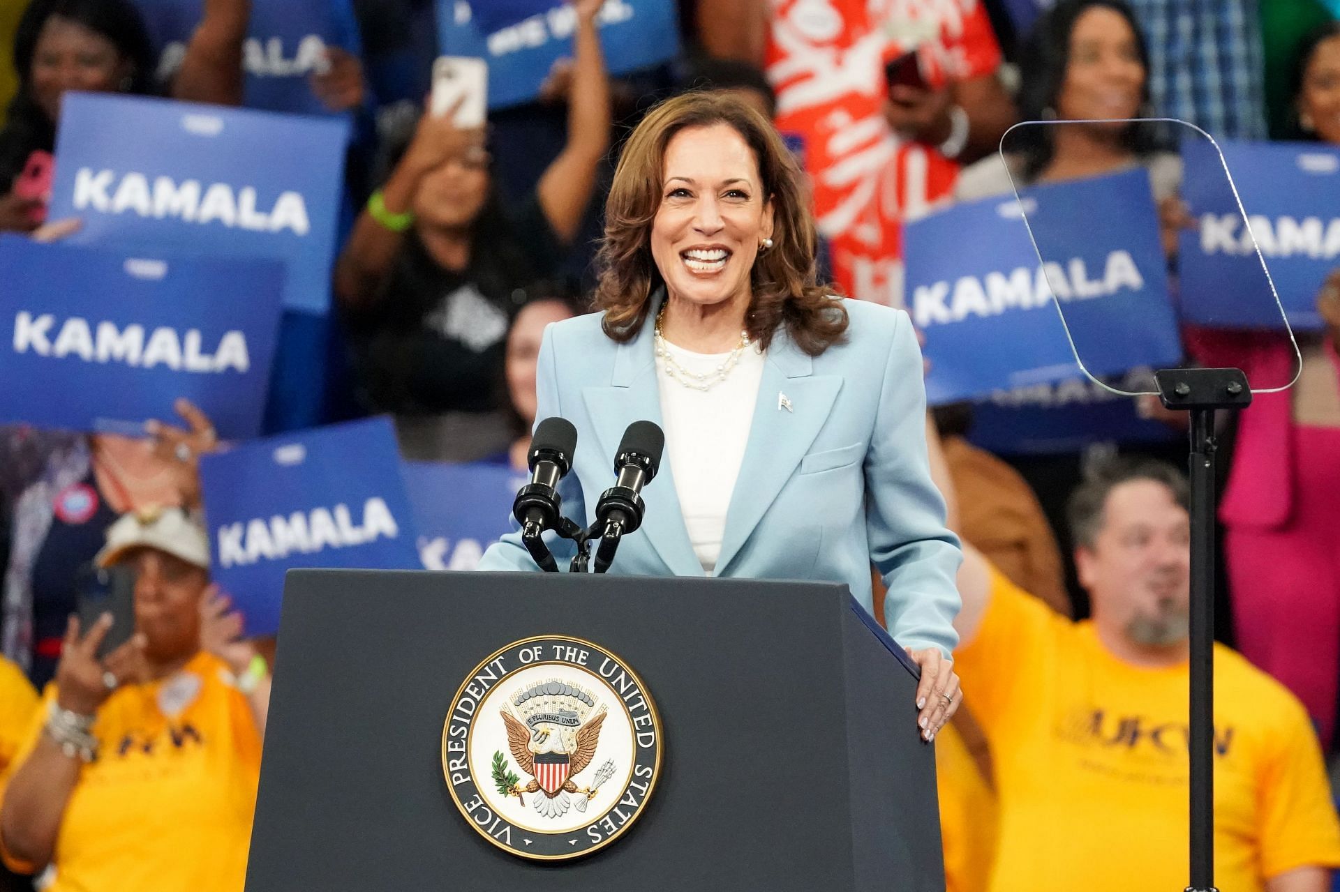 Kamala Harris Campaign Rally in Atlanta. (Photo by Julia Beverly/Getty Images)