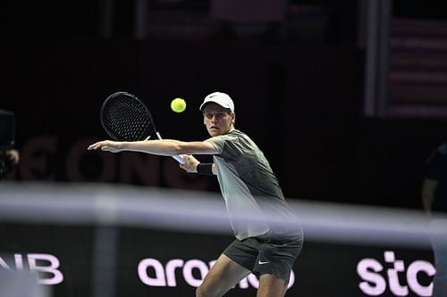 Jannik Sinner in action on Day 1 of the Six Kings Slam exhibition event (Picture: Getty)