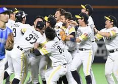 Fukuoka SoftBank Hawks hold off resilient Yokohama DeNA Baystars to win Game 1 of NPB Japan Series