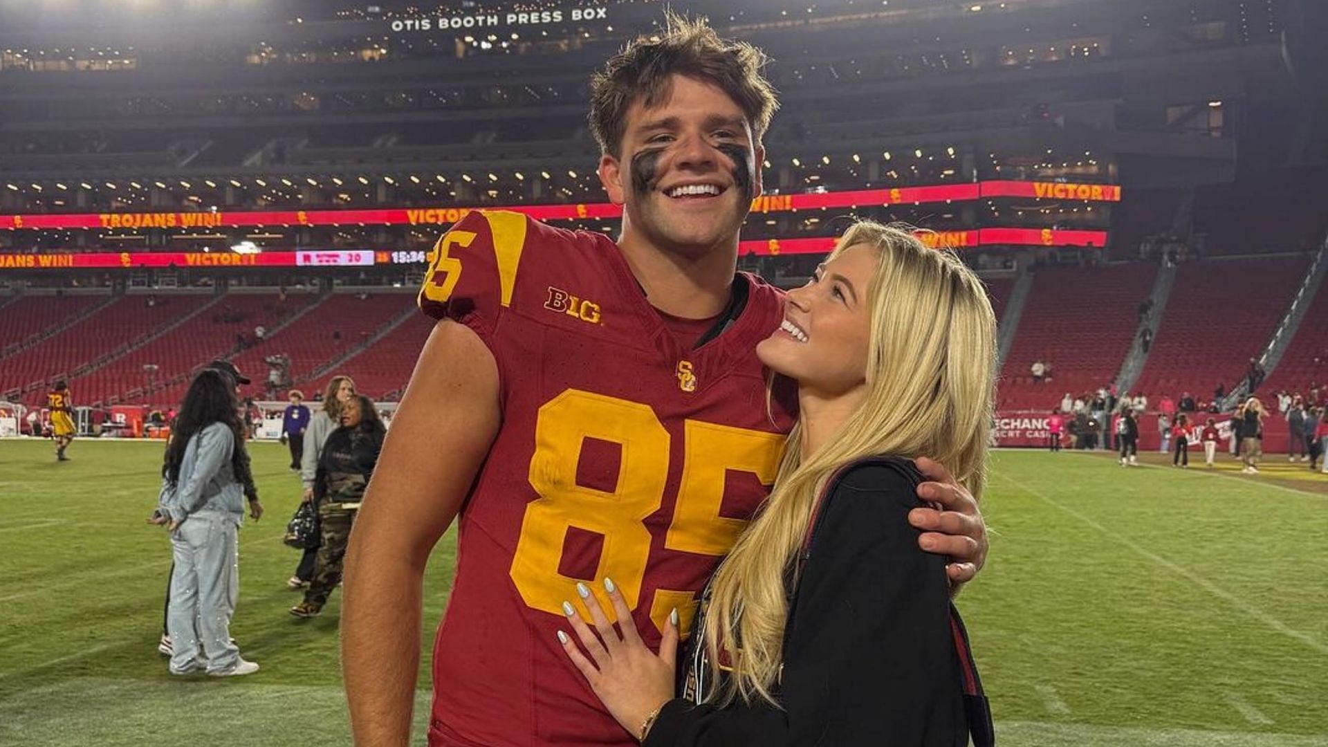 Rylee Arnold with her boyfriend Walker Lyons. Image: Rylee Arnold&#039;s Instagram (@ryleearnold1)