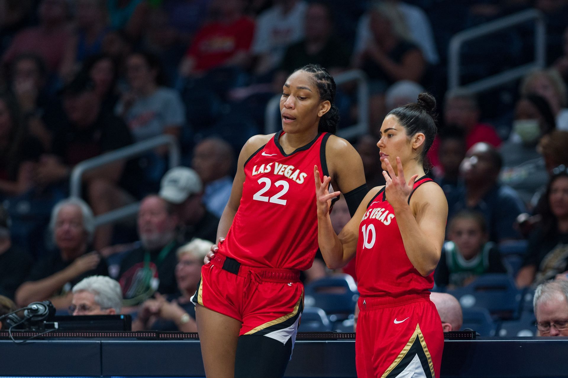 WNBA: JUL 31 Las Vegas Aces at Indiana Fever - Source: Getty