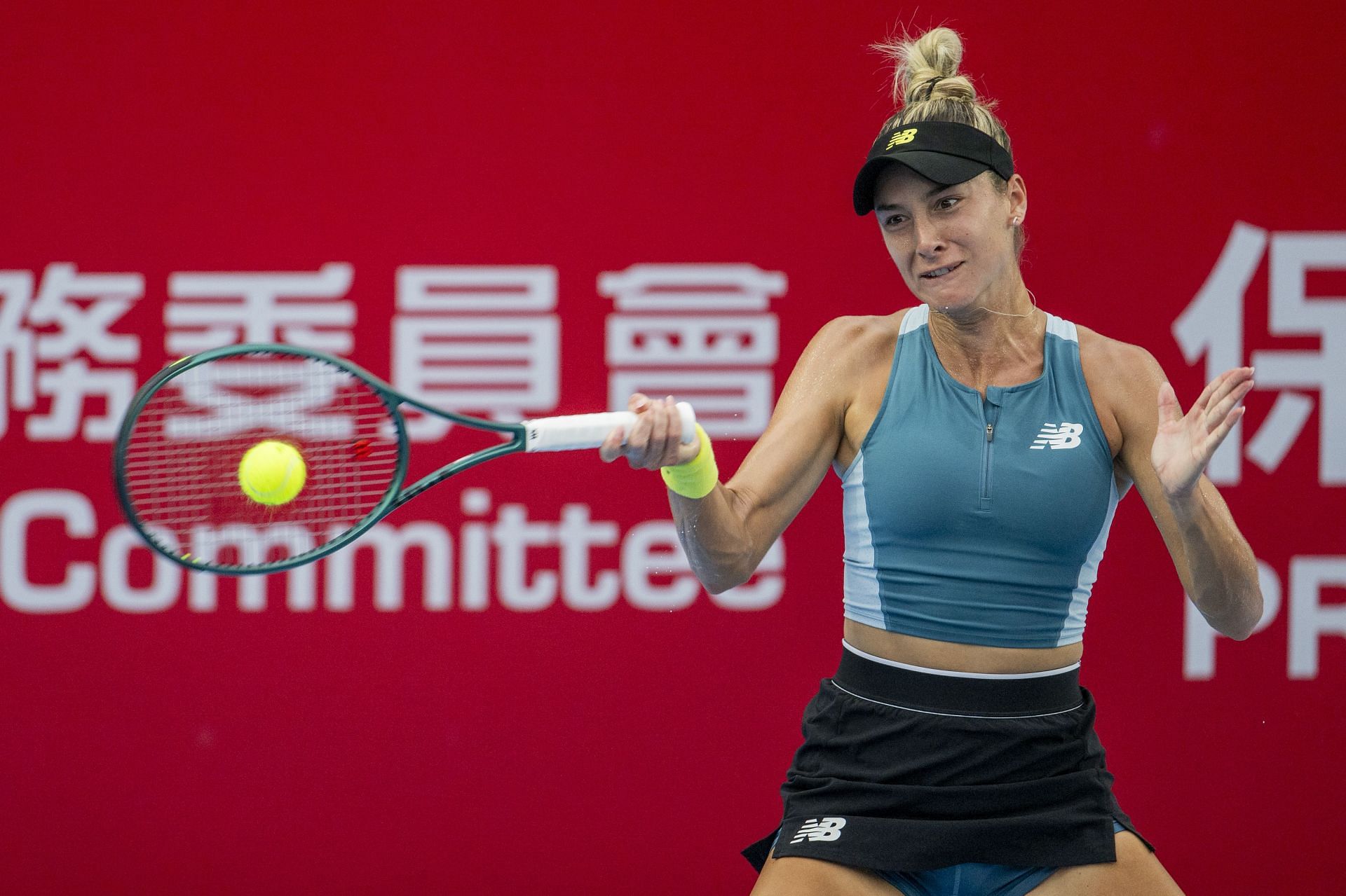 Kessler plays a forehand in the Hong Kong Tennis Open - Source: Getty