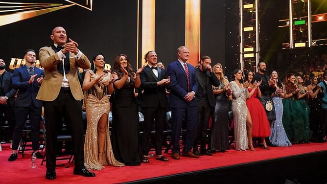 Hall of Famer signs first WWE contract in 7 years