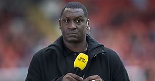 "Going to be something that is looming over your head" – Emile Heskey claims Liverpool trio's contract situations could derail title push