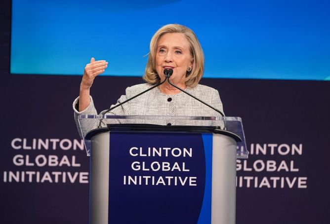 "Mic drop" — Internet reacts to Hillary Clinton saying Kamala Harris does not have "Jim Comey in the wings waiting to kneecap her"
