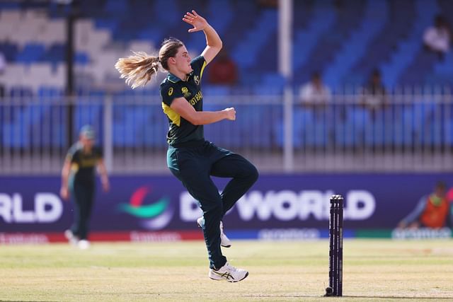 AUS vs NZ Dream11 Prediction: 3 Differentials you can pick for today's Women's T20 World Cup 2024 match - October 8, 2024