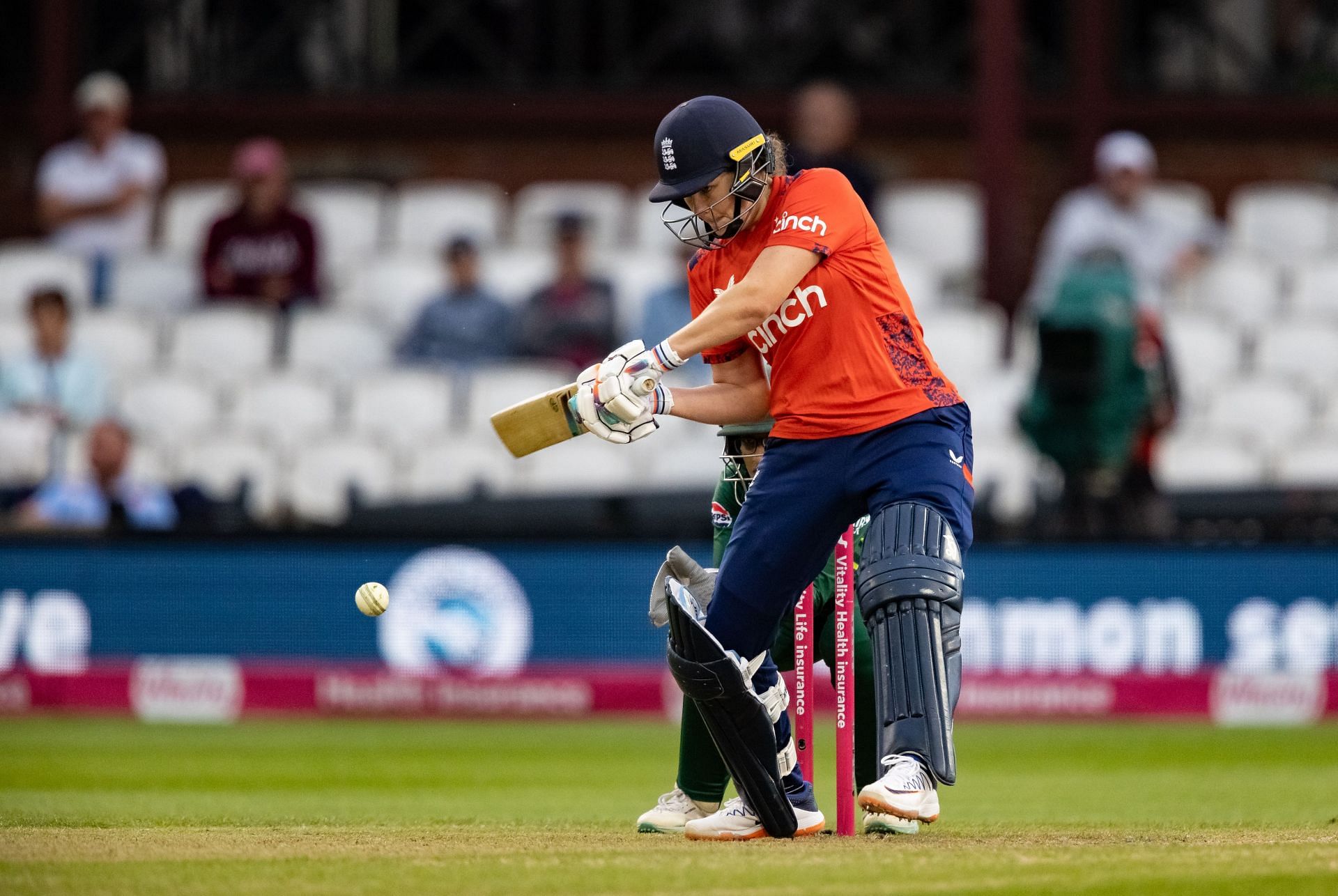 England v Pakistan - 2nd Women