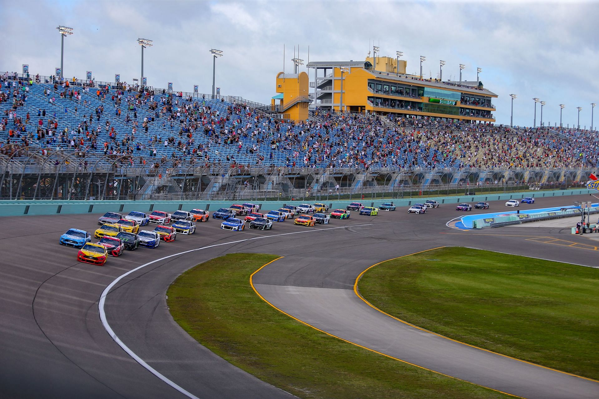 AUTO: FEB 28 NASCAR Cup Series - Dixie Vodka 400 - Source: Getty