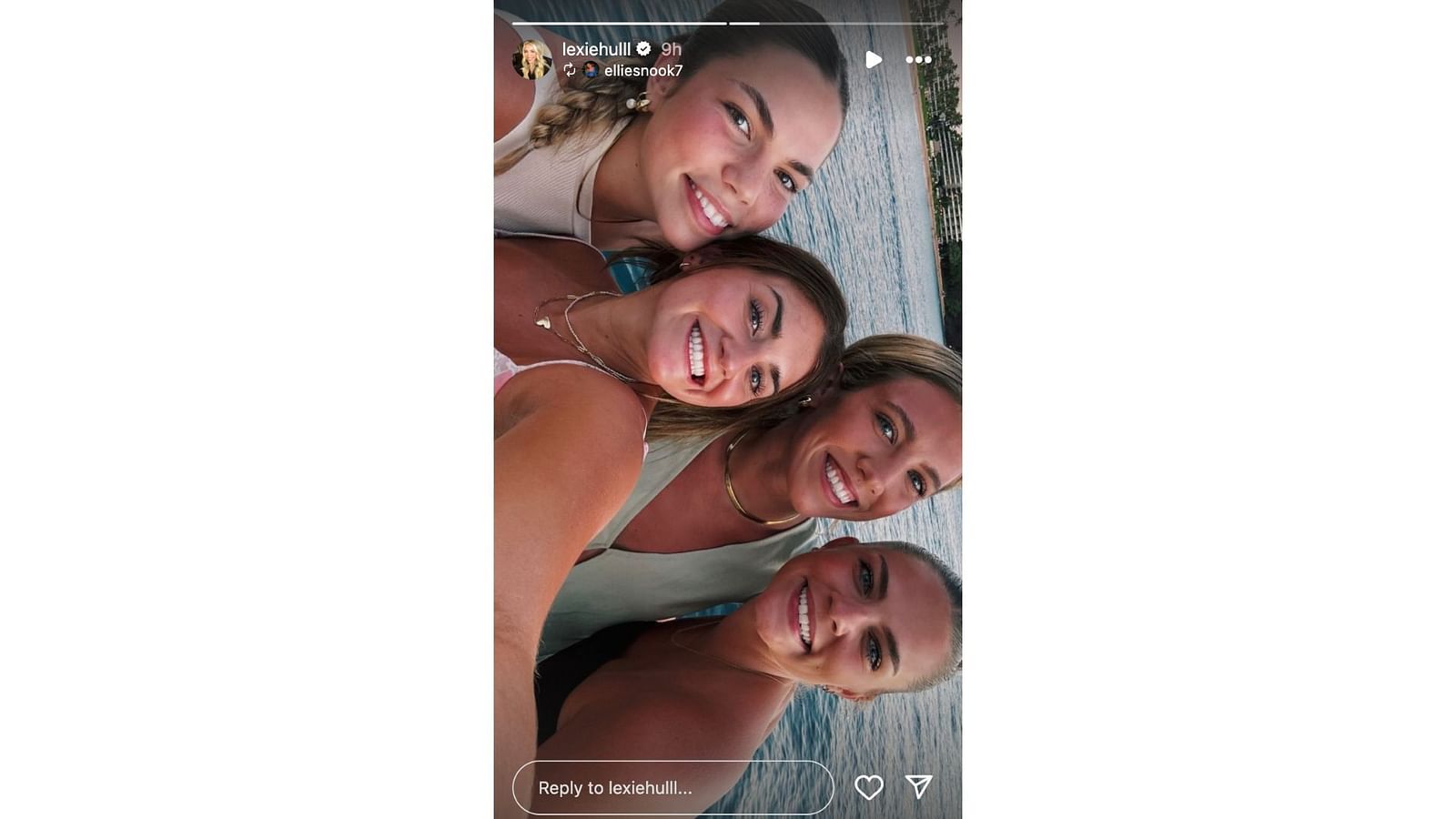 In Photos: Lexie Hull all smiles in a beach selfie with boyfriend Will