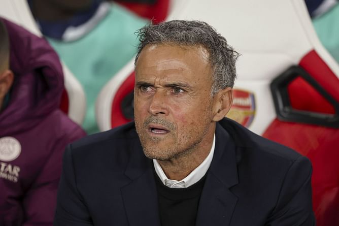 “They won every duel” - PSG boss Luis Enrique singles out Arsenal defense for praise following UEFA Champions League defeat