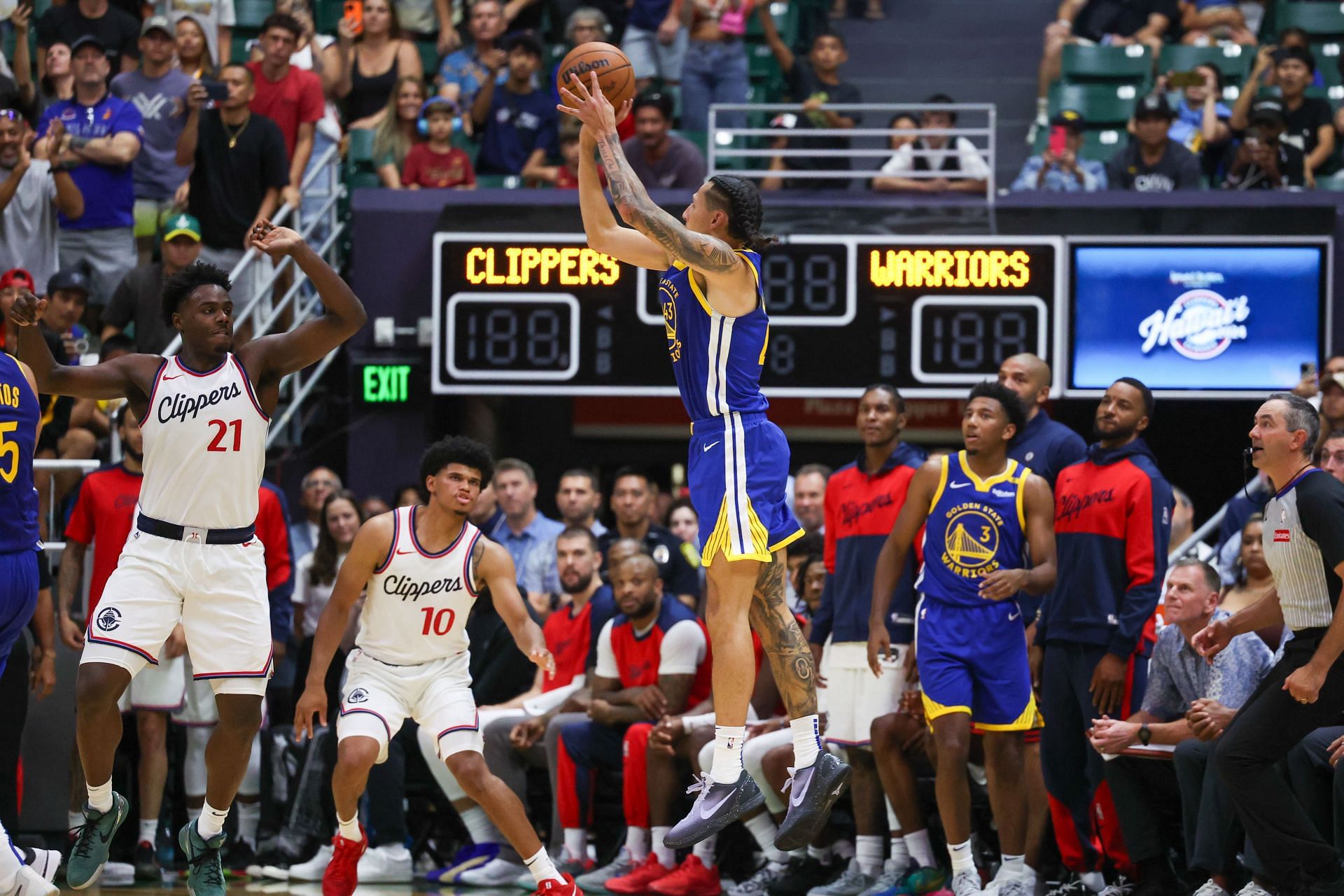 Golden State Warriors v Los Angeles Clippers