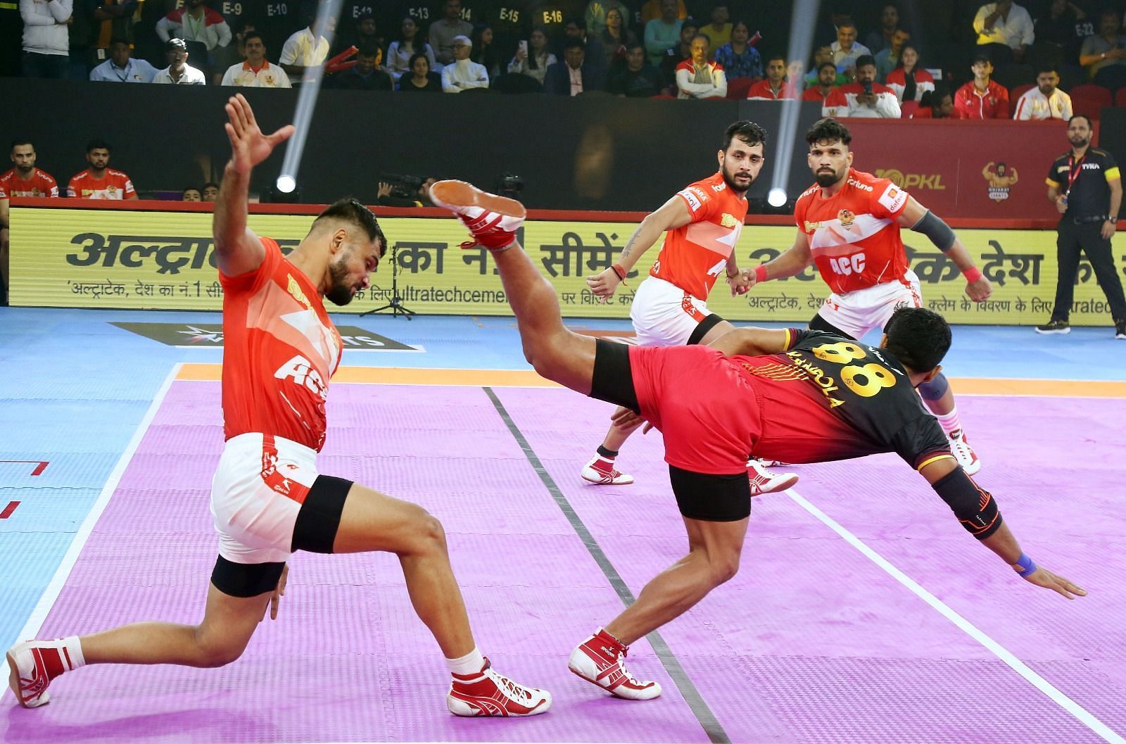 Can Gujarat Giants start their season with a win? (Image: PKL)