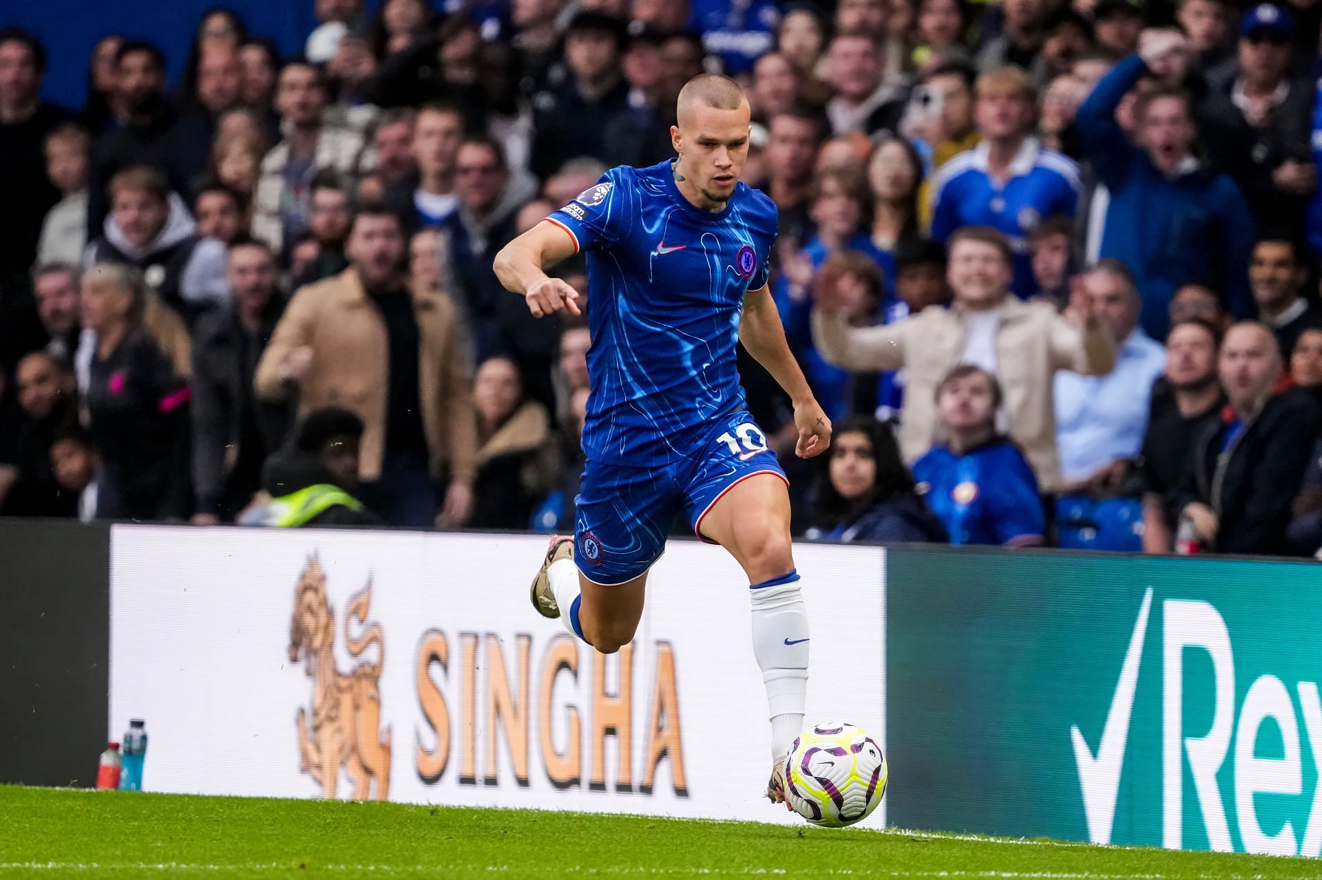Chelsea FC v Nottingham Forest FC - Premier League - Source: Getty