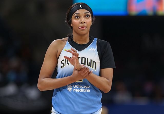 WNBA: SEP 06 Los Angeles Sparks at Chicago Sky - Source: Getty