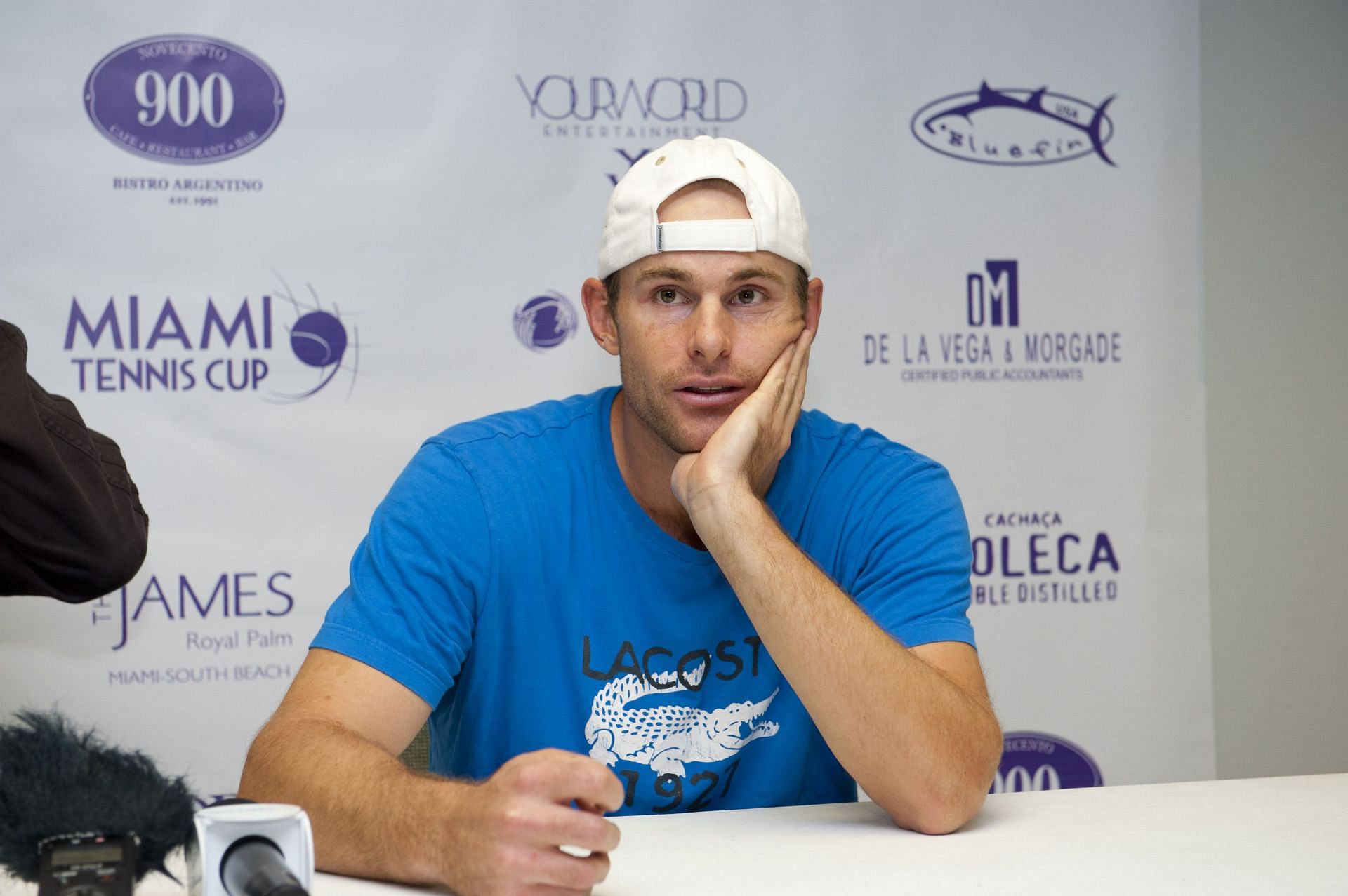 Andy Roddick speaking to the press [Source: Getty]