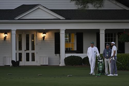 Scottie Scheffler and Randy Smith, the Masters 2024 (Image via Getty)