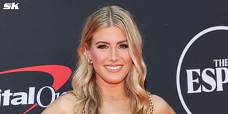 In Pictures: Eugenie Bouchard poses as Cher Horowitz from "Clueless" in scintillating canary yellow look for Halloween celebrations at Star Island
