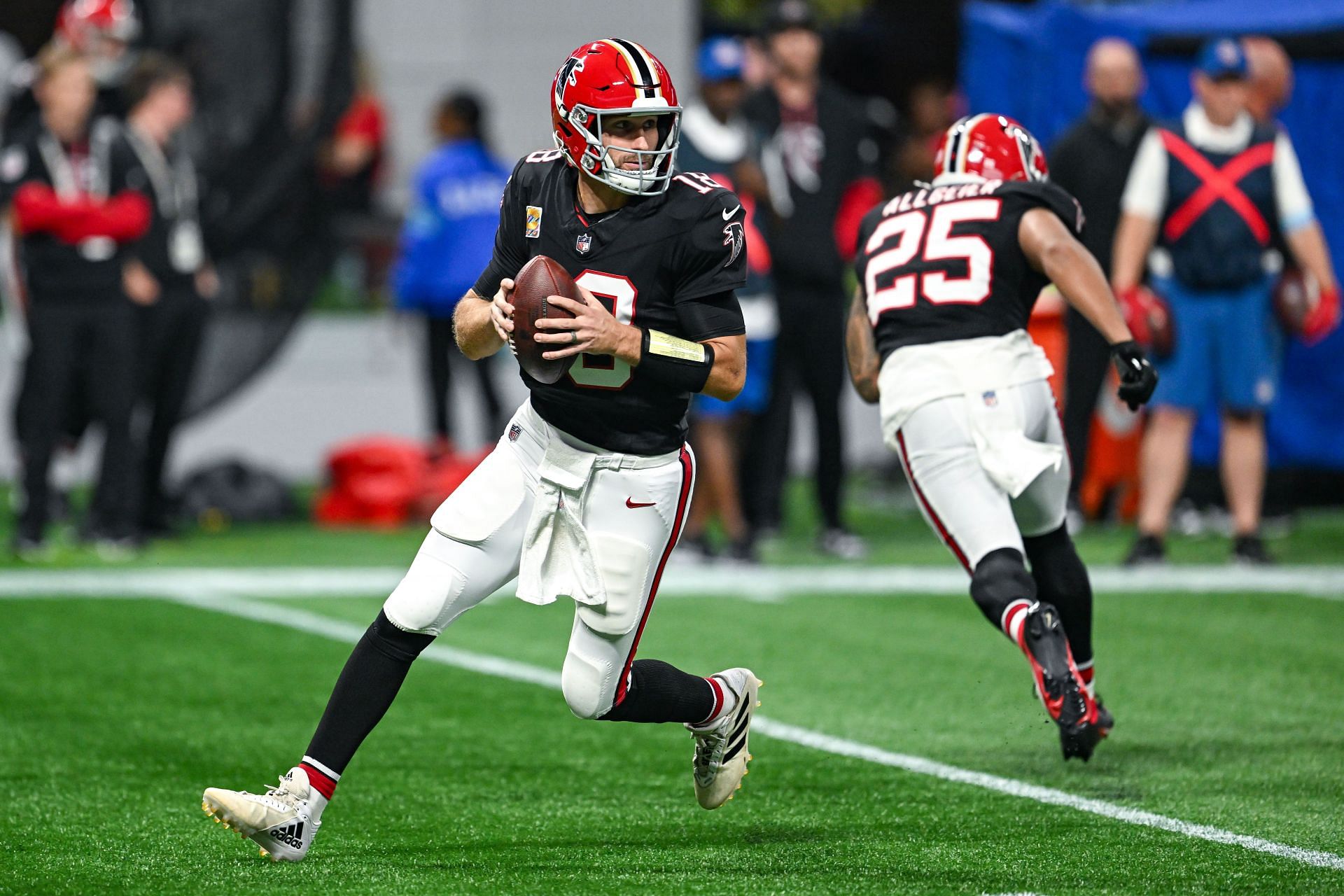 NFL: OCT 03 Buccaneers at Falcons - Source: Getty