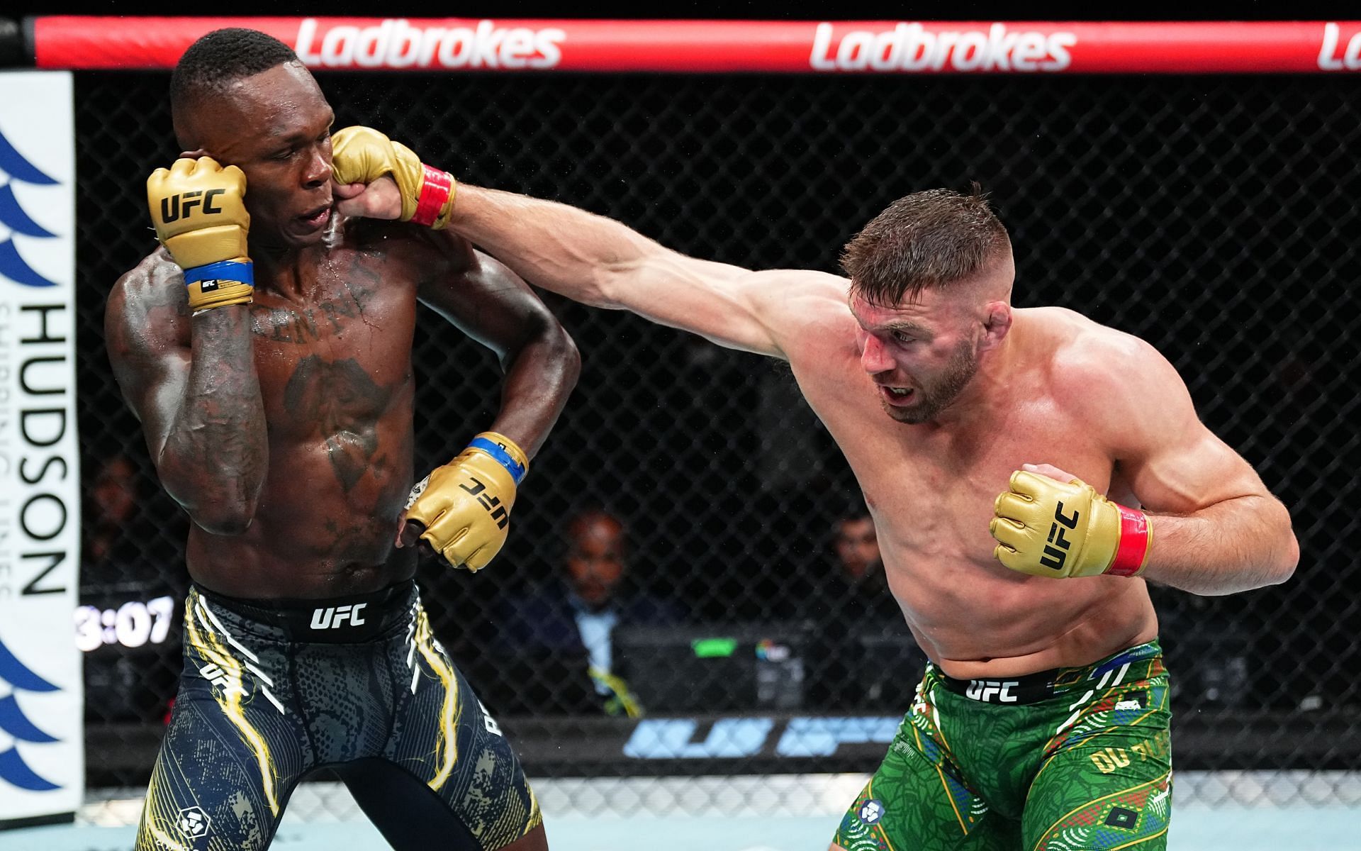 Israel Adesanya (left) and Dricus du Plessis (right) clashed in a grueling title showdown earlier this year [Image courtesy: Getty Images]