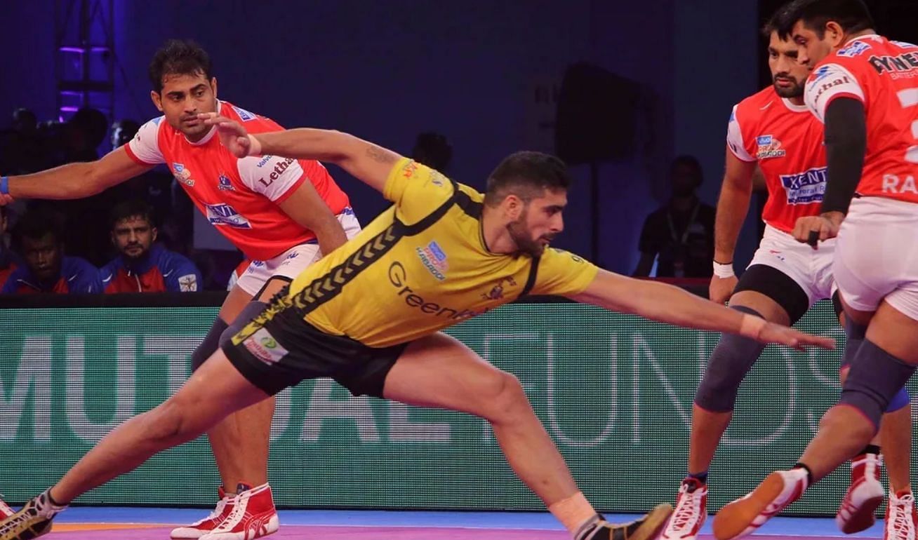 Rahul Chaudhari in action. (Image via PKL official website)