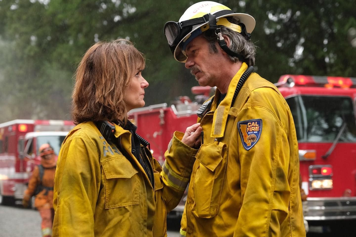 Vince and Sharon Leone as seen in Fire Country season 2 (Image via Facebook/@Fire Country)