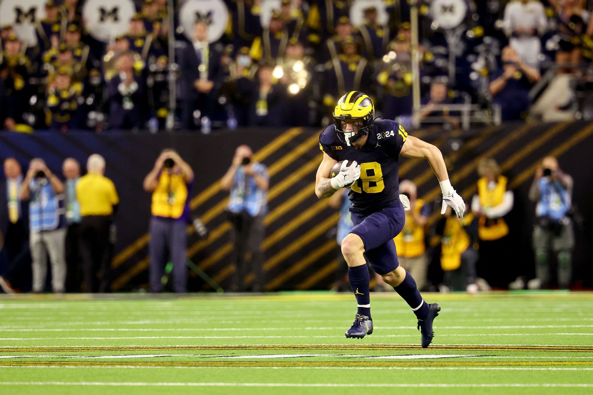 Michigan Wolverines TE Colston Loveland - Source: Getty