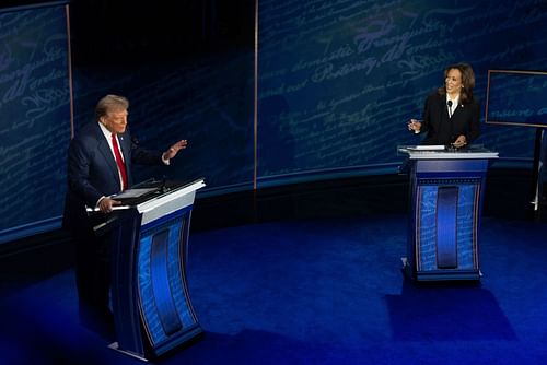 Democratic Presidential Debate (Image via Getty)