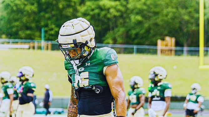 In Photos: Five-star LB Tyler Atkinson wins hearts after heartwarming sideline interaction with father
