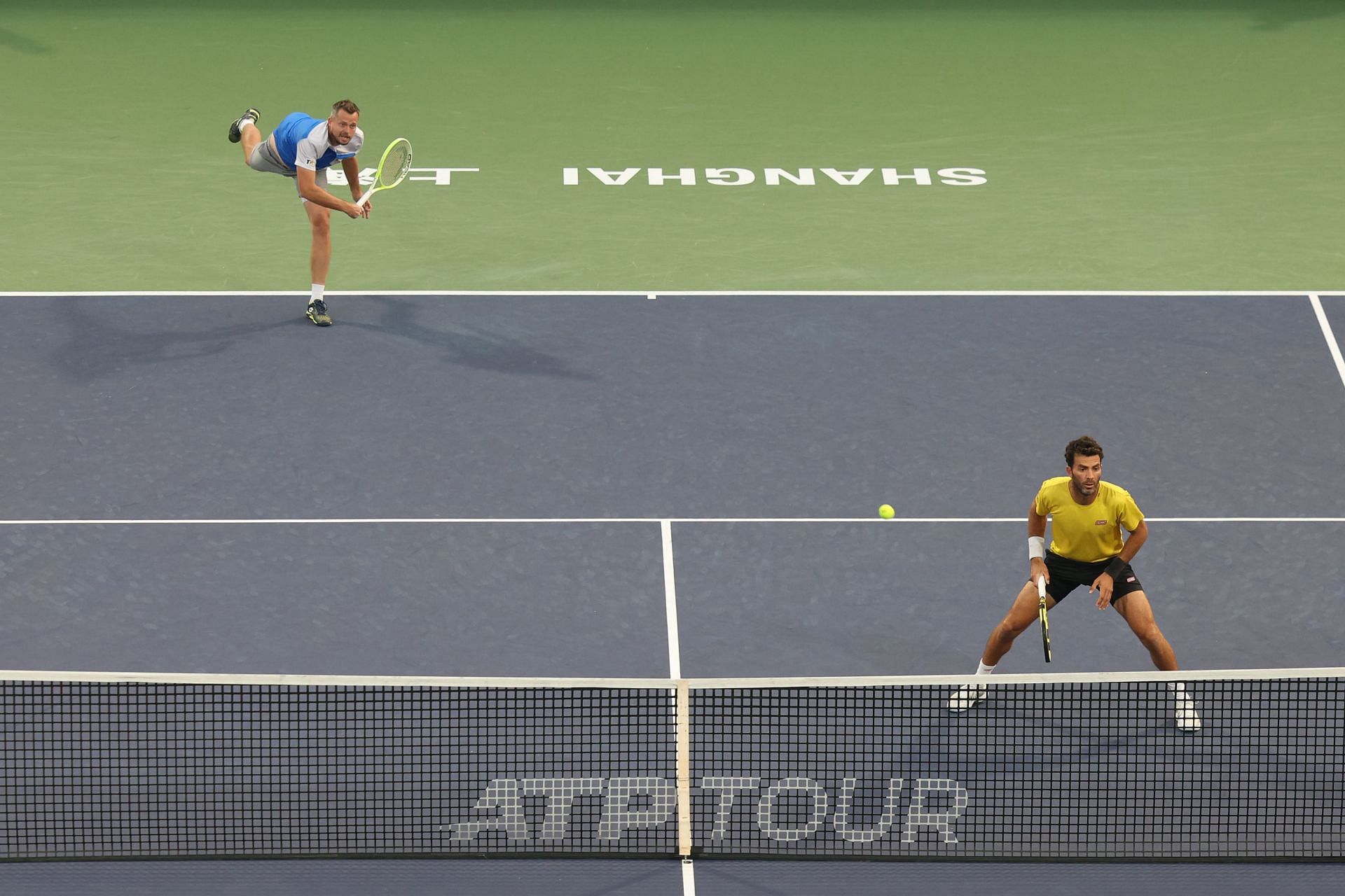 Adam Pavlasek and Jean-Julien Rojer at the Shanghai Masters 2024. (Photo: Getty)