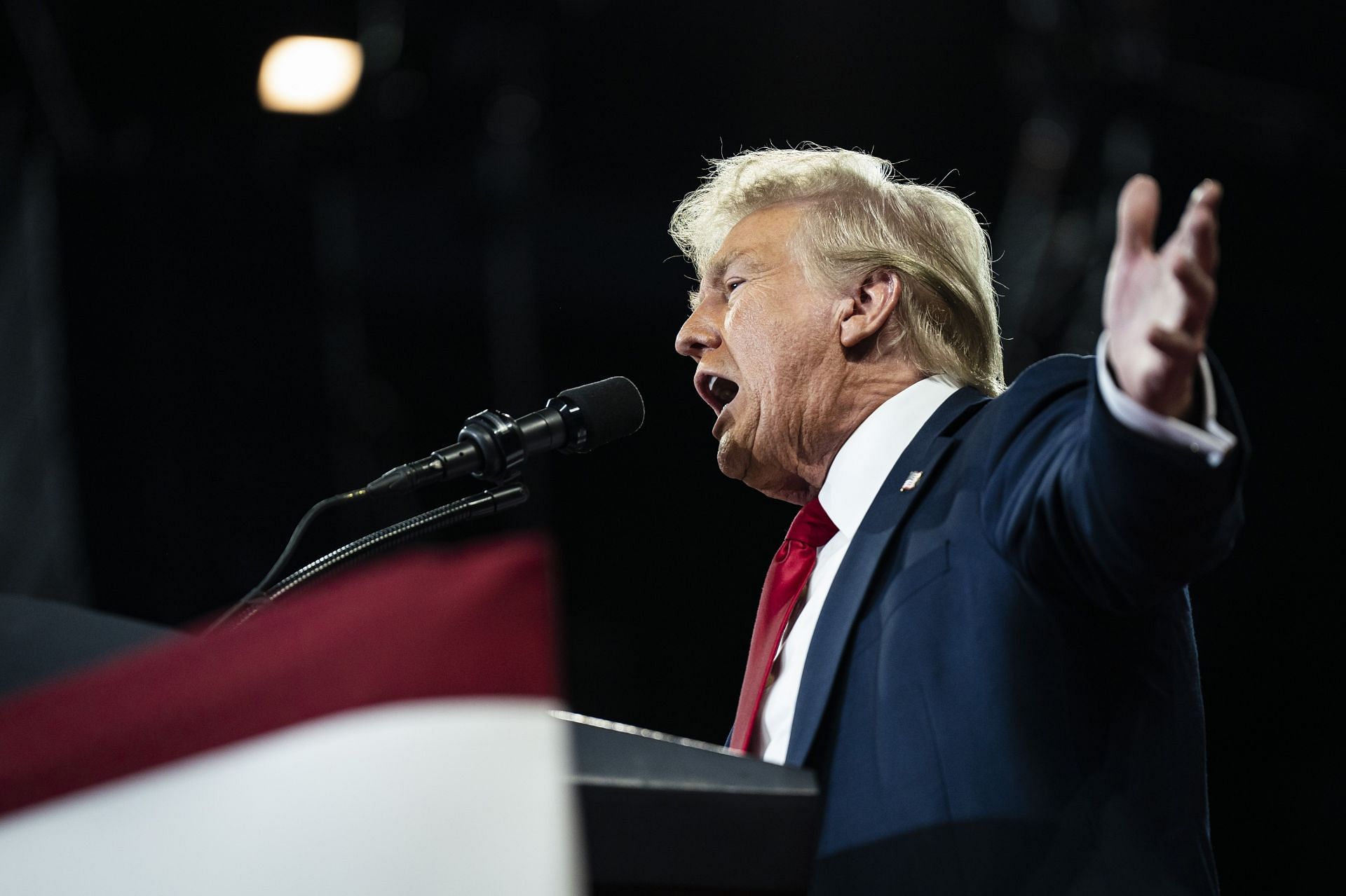 Trump Reading Pennsylvania - Source: Getty