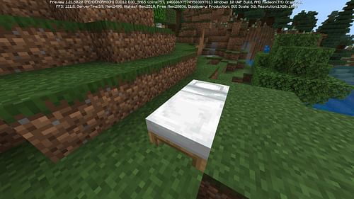 Players can reacht last respawn point by dying and still not losing any items or experience points (Image via Mojang Studios)