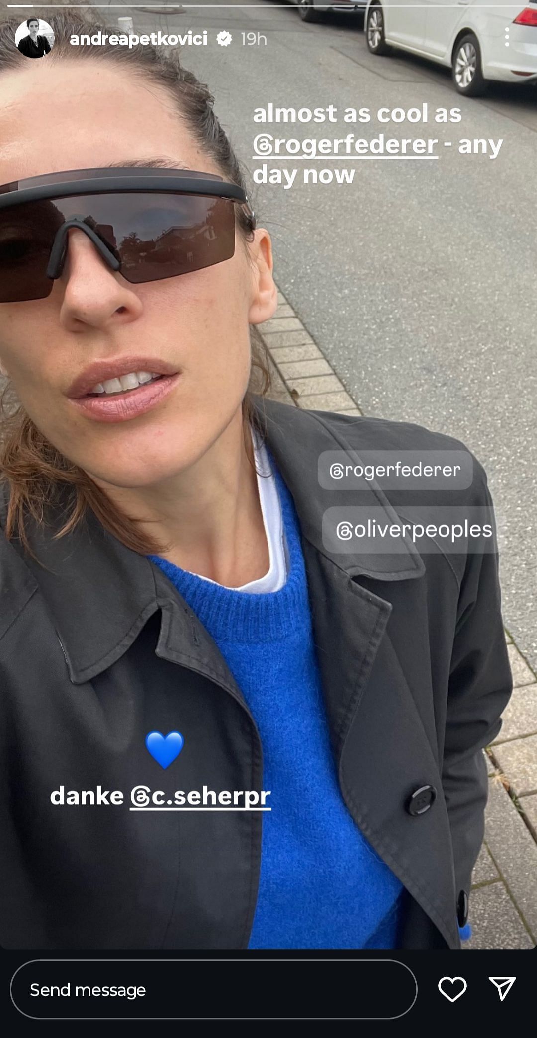 - Andrea Petkovic rocks glasses from Federer&#039;s sponsor Olivia Peoples. Credits: Instagram (@andreapetkovici)