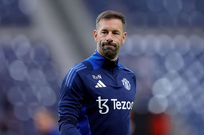 “A great honour” - Ruud van Nistelrooy breaks silence on Manchester United interim role amid Ruben Amorim links