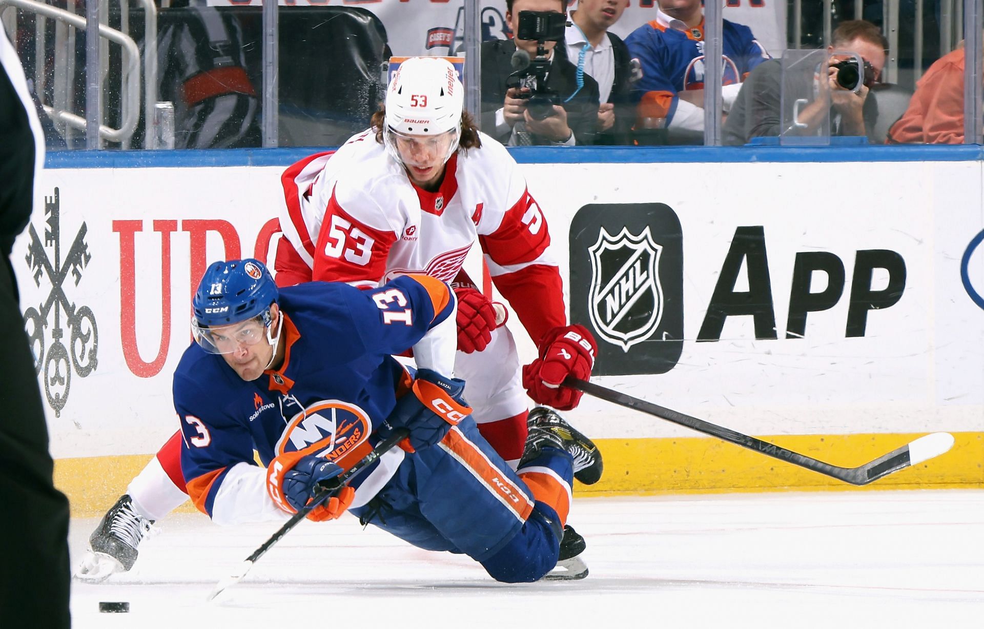 Detroit Red Wings v New York Islanders