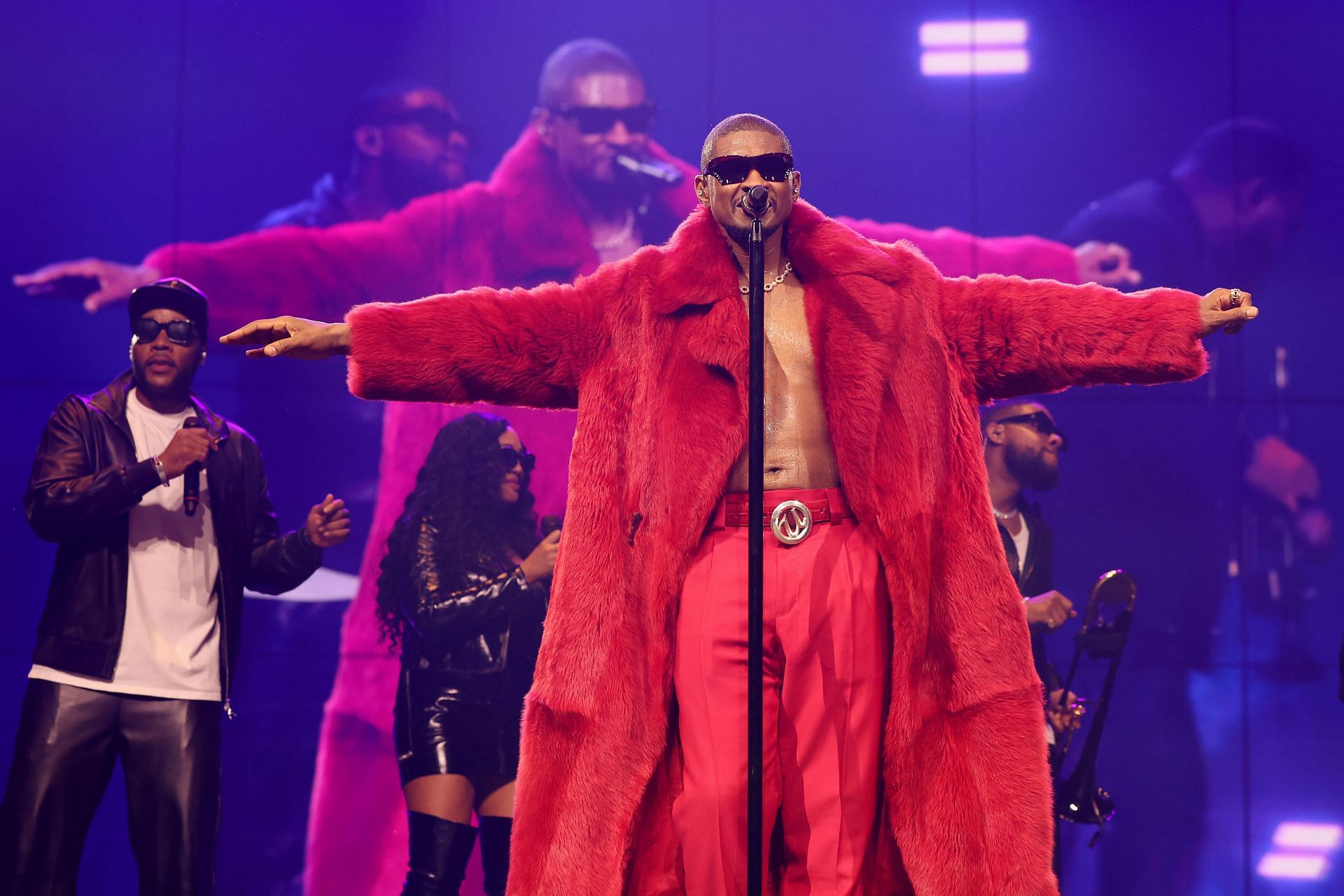 USHER: Past Present Future Tour - Brooklyn (Image via Getty)