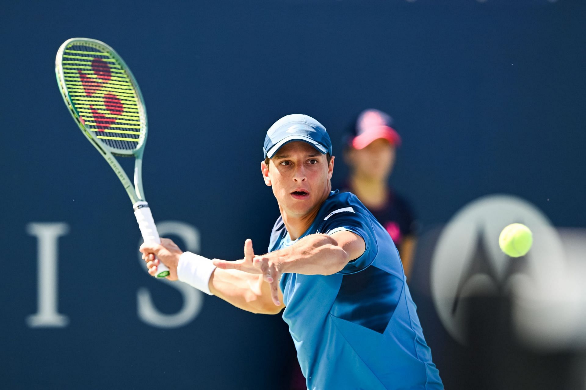 Darderi plays a forehand in the National Bank Open - Source: Getty