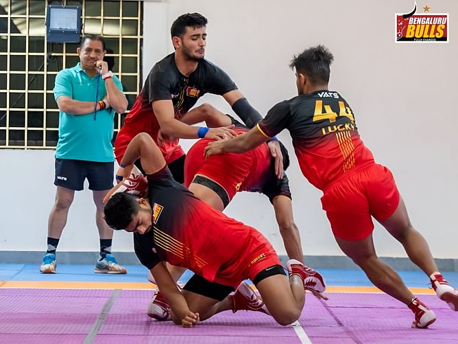 "People called me Chanakya, these guys have made me zero" - Coach Randhir Sehrawat slams Pardeep Narwal and team for their poor run at PKL 11