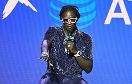 "An example of if he wanted to he would"- Fans react as Young Thug wears 'I love Mariah' T-shirt in court ahead of his girlfriend's birthday