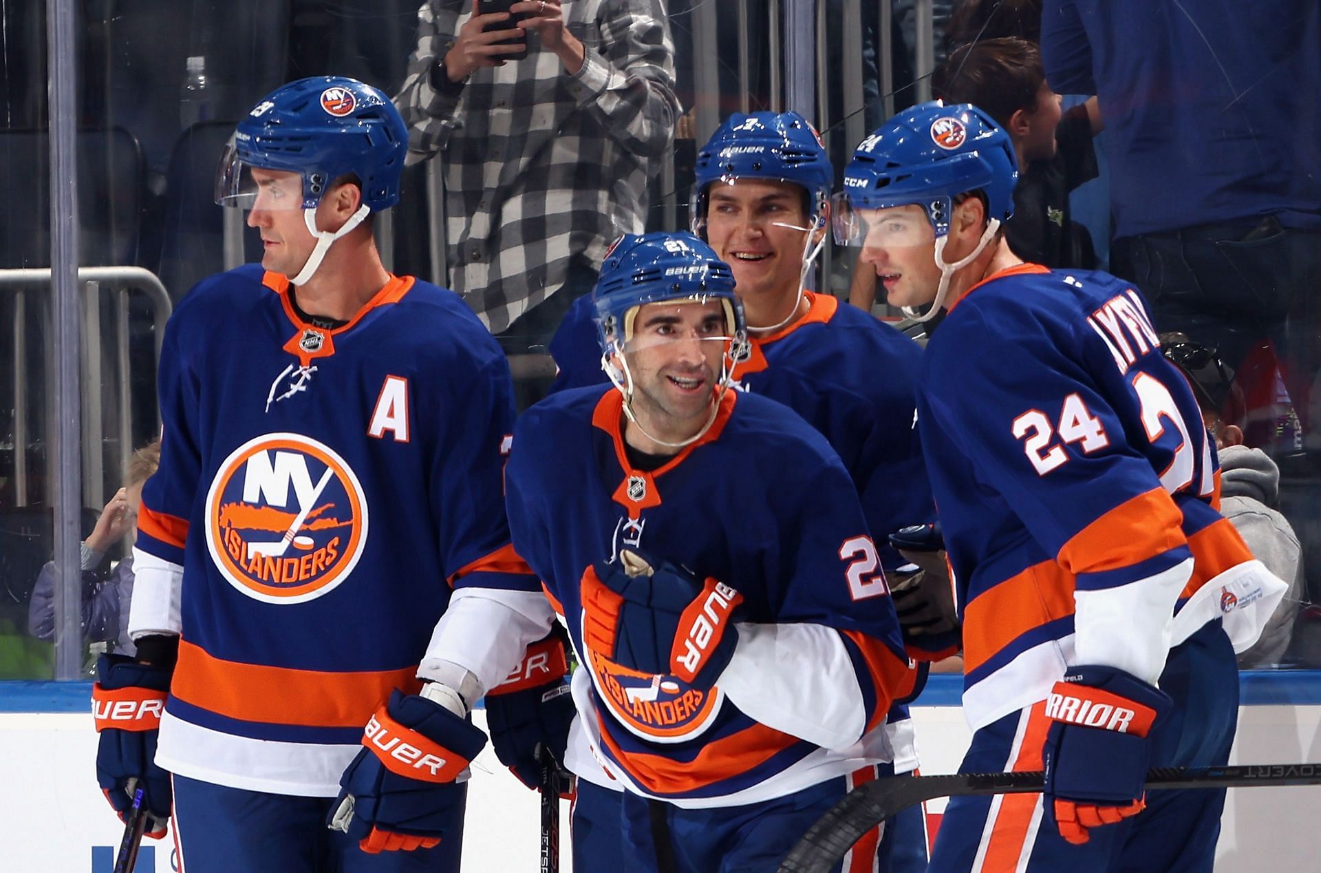 Philadelphia Flyers v New York Islanders