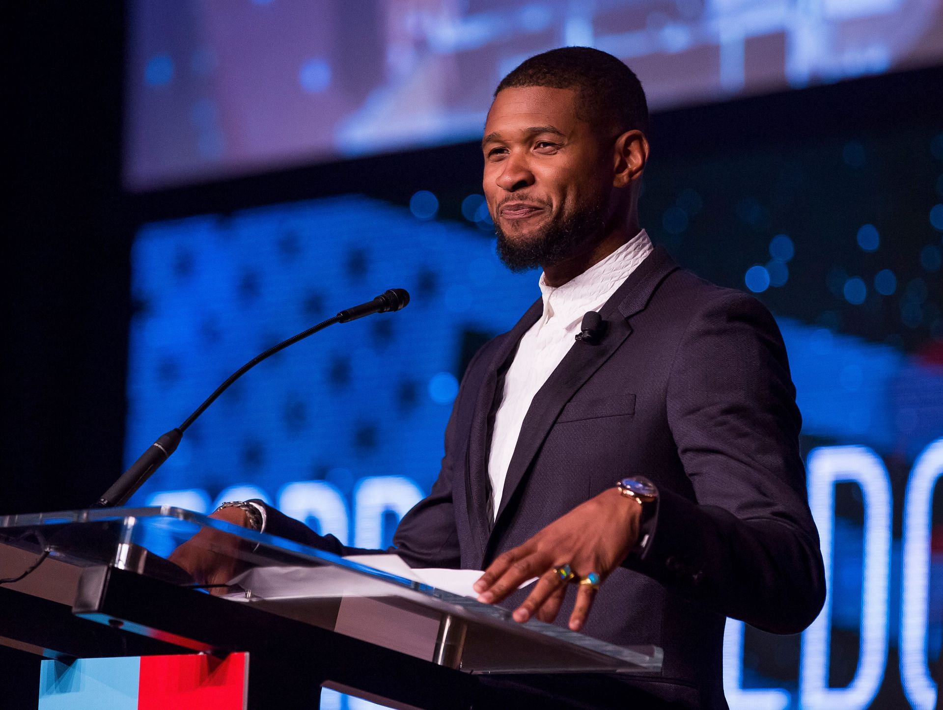 Usher is now being criticized (Image via Scott Legato/Getty Images)