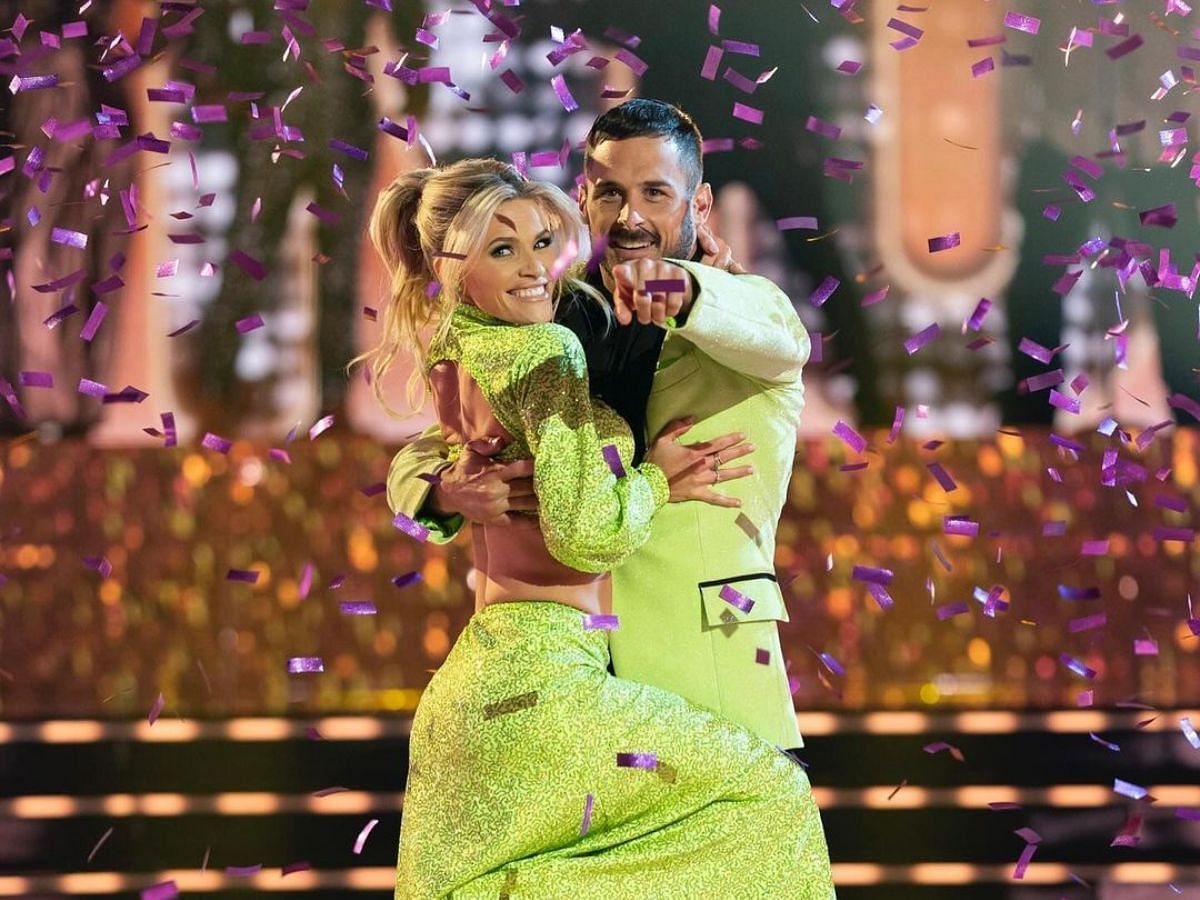 Dancing with the Stars season 33 pair Danny and Witney 