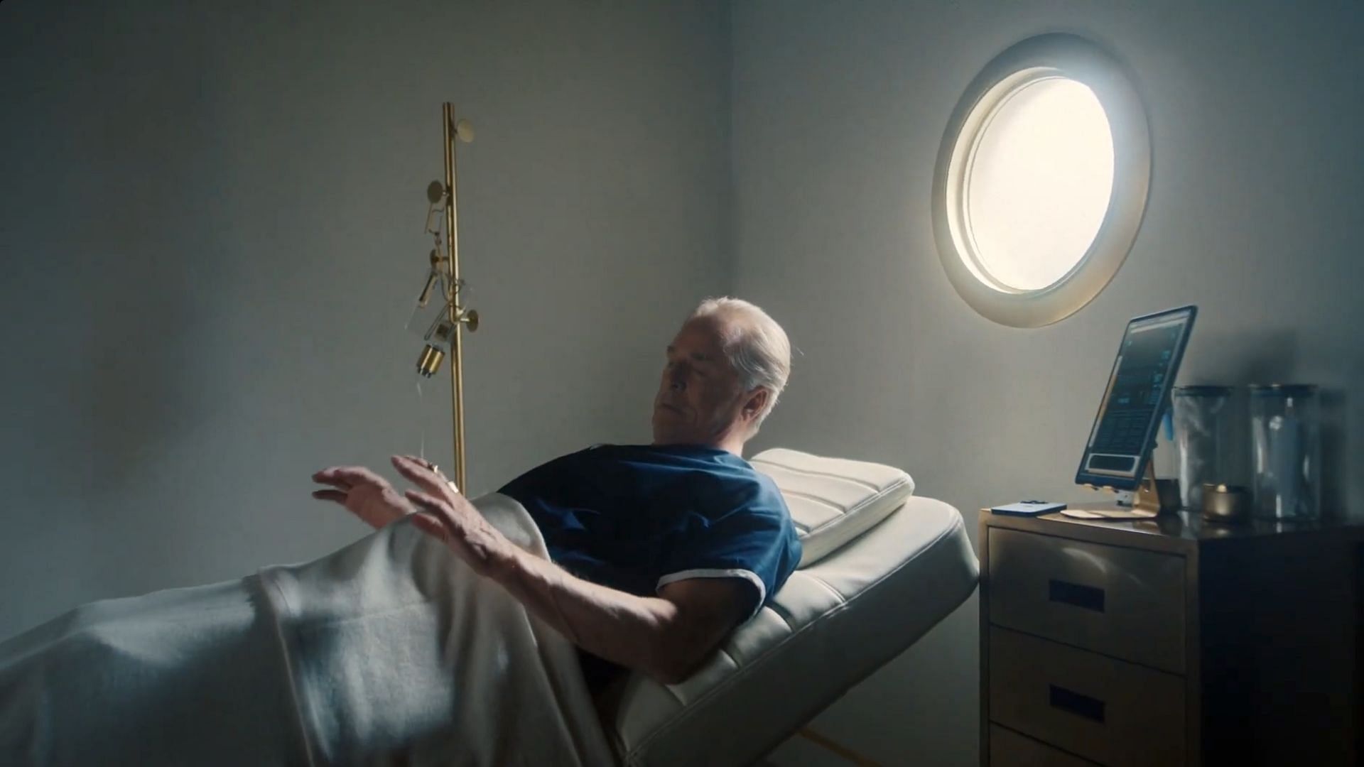 The captain wakes up at the medical bay (Image via ABC)