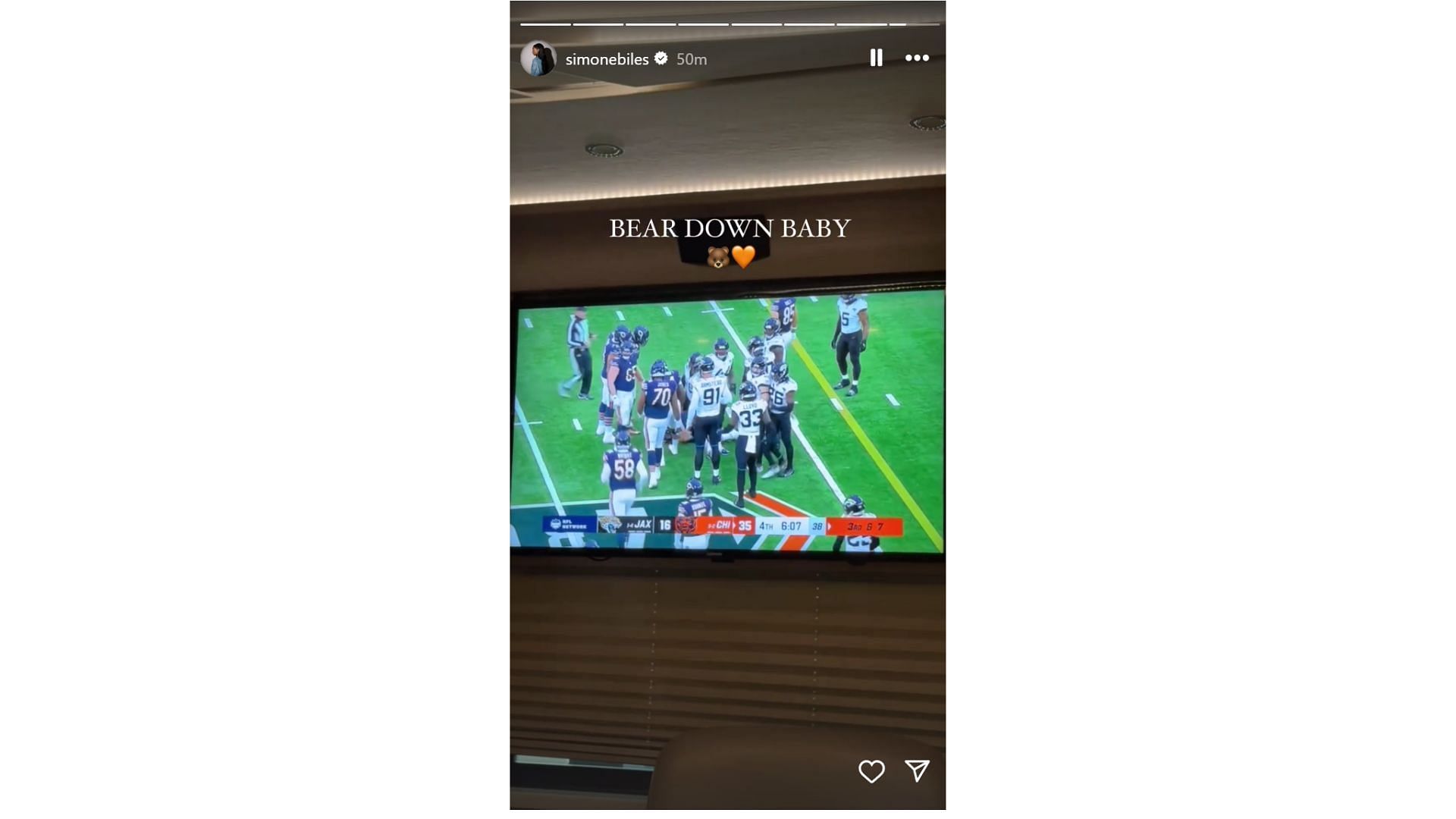 Simone Biles cheers as husband Jonathan Owens&#039; Chicago Bears win in London vs Jaguars [Credits: @simonebiles IG]