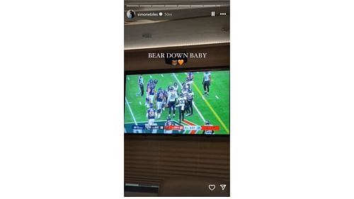 Simone Biles cheers as husband Jonathan Owens' Chicago Bears win in London vs Jaguars [Credits: @simonebiles IG]