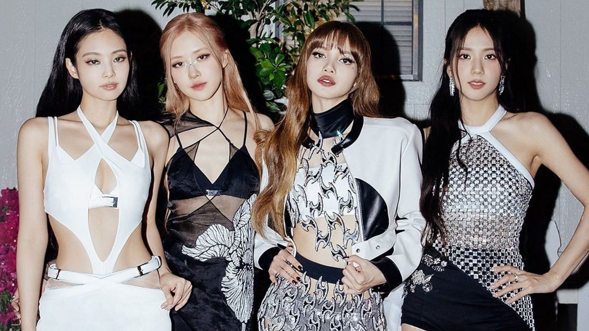 Ros&eacute; reveals BLACKPINK went on a year break  (Image Via Instagram/@blackpinkofficial) 